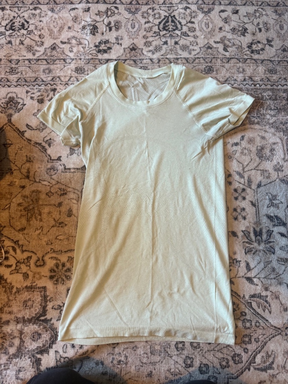 Light Green/White Lululemon Top in size S